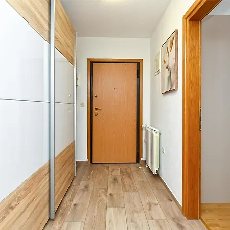 Apartment 2207